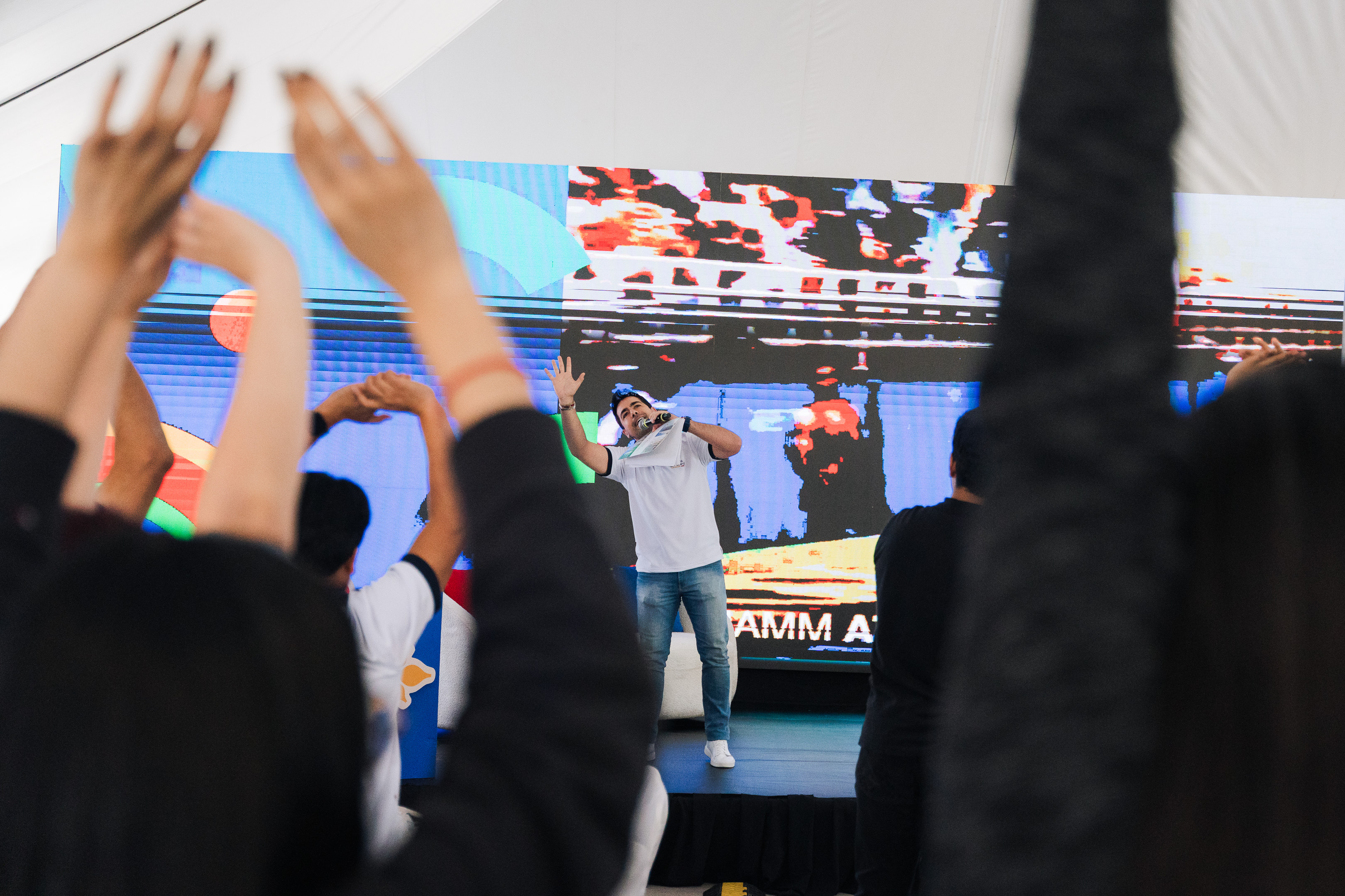 Trabaja con nosotros